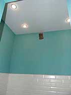 Сатиновый потолок - туалет